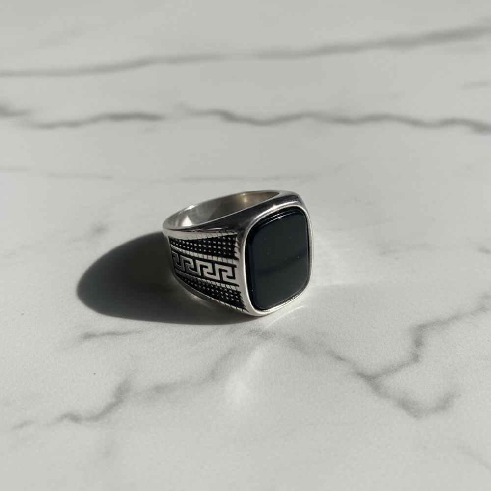 Black onyx Ring